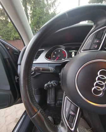 Audi A4 cena 39000 przebieg: 281000, rok produkcji 2012 z Kobyłka małe 277